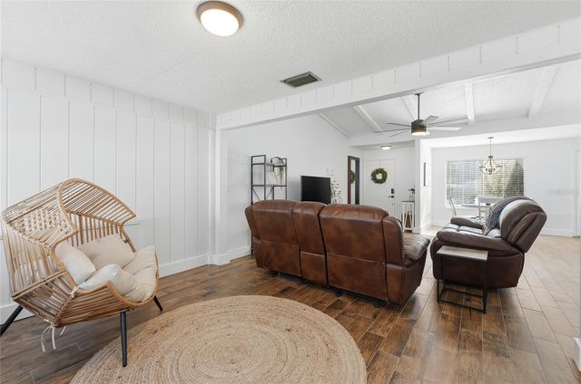 109 LAS FLORES, Winter Haven, FL 33884