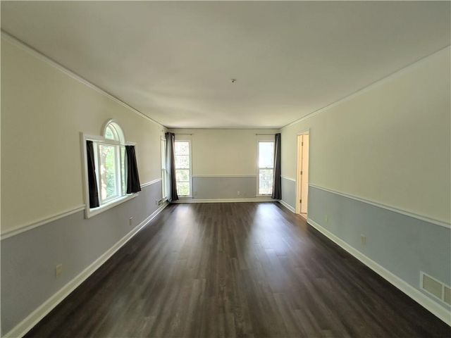 820 Oakhaven Drive, Roswell, GA 30075