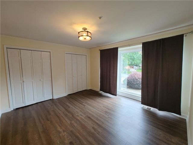 820 Oakhaven Drive, Roswell, GA 30075