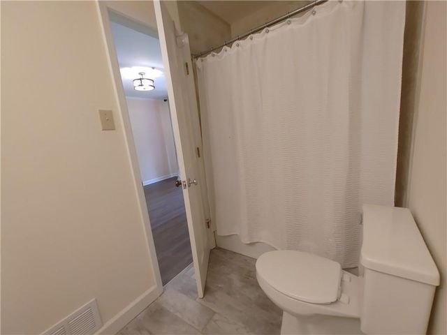 820 Oakhaven Drive, Roswell, GA 30075