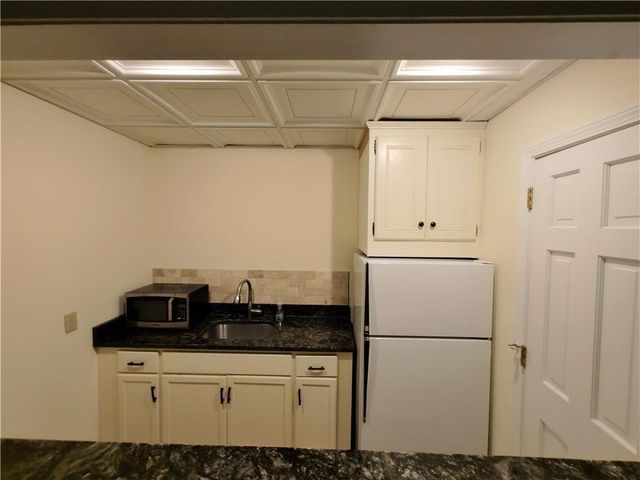 820 Oakhaven Drive, Roswell, GA 30075