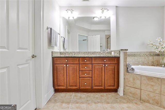 5480 Glenridge View 2008, Sandy Springs, GA 30342