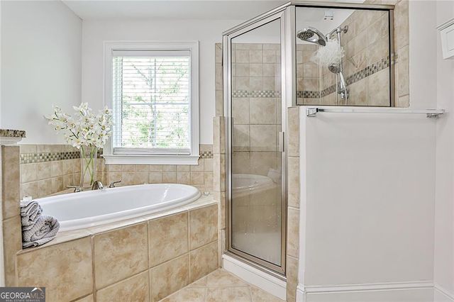 5480 Glenridge View 2008, Sandy Springs, GA 30342