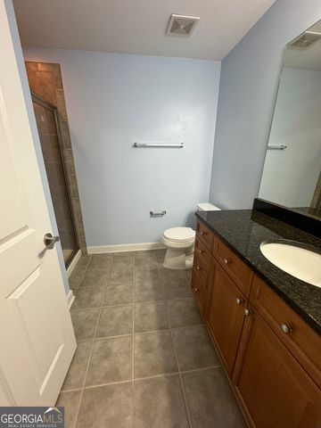 5480 Glenridge View 2008, Sandy Springs, GA 30342