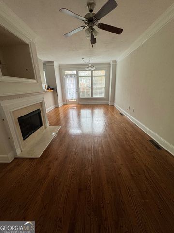 5480 Glenridge View 2008, Sandy Springs, GA 30342