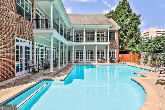 5480 Glenridge View 2008, Sandy Springs, GA 30342