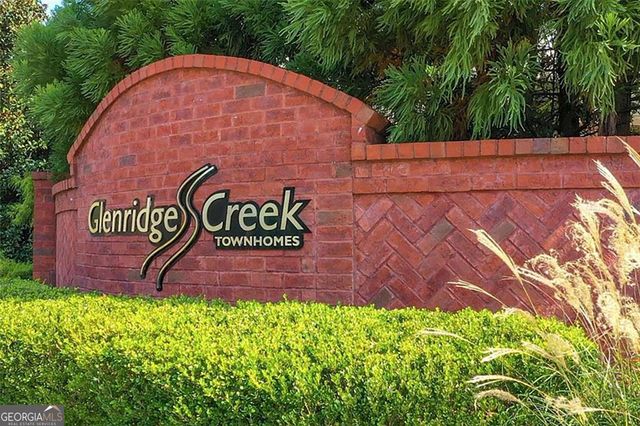 5480 Glenridge View 2008, Sandy Springs, GA 30342