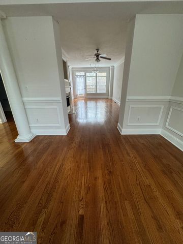 5480 Glenridge View 2008, Sandy Springs, GA 30342