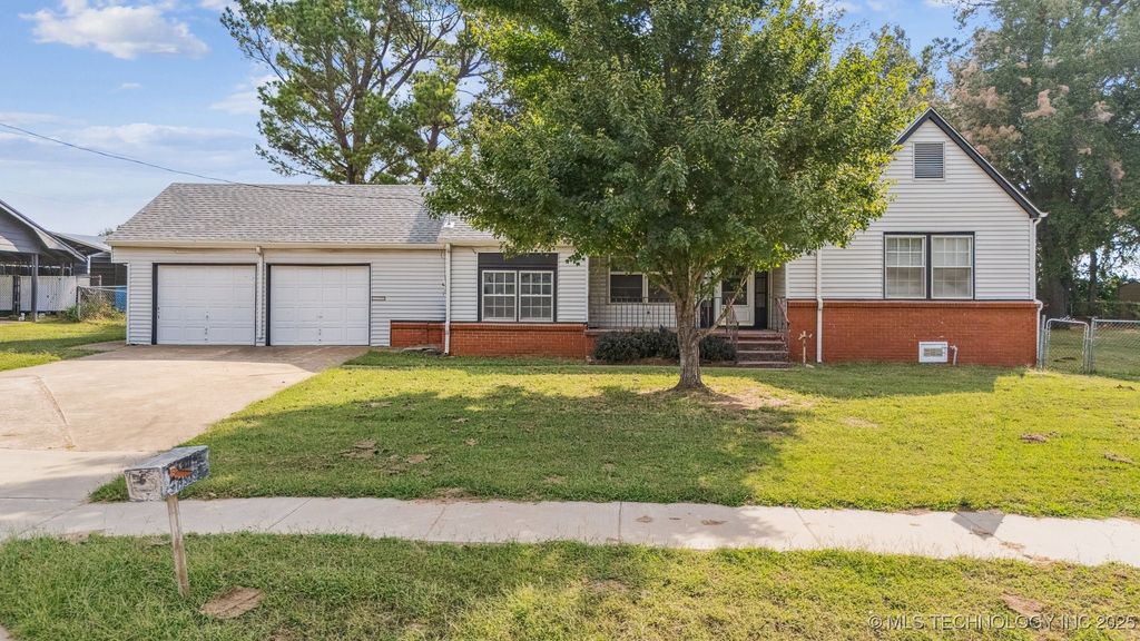 4939 S Olympia Avenue, Tulsa, OK 74107