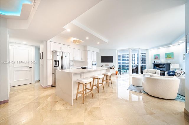 4779 Collins Ave 3504, Miami Beach, FL 33140