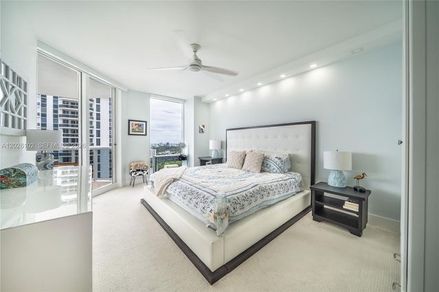 4779 Collins Ave 3504, Miami Beach, FL 33140