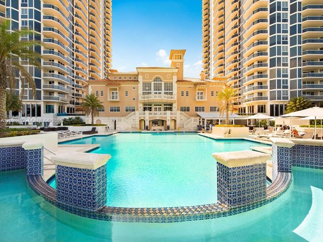 4779 Collins Ave 3504, Miami Beach, FL 33140