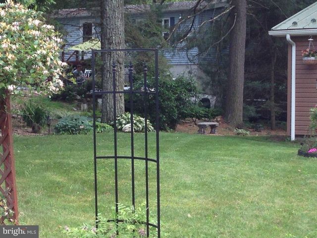 174 & 175 TOTEM DR, Auburn, PA 17922