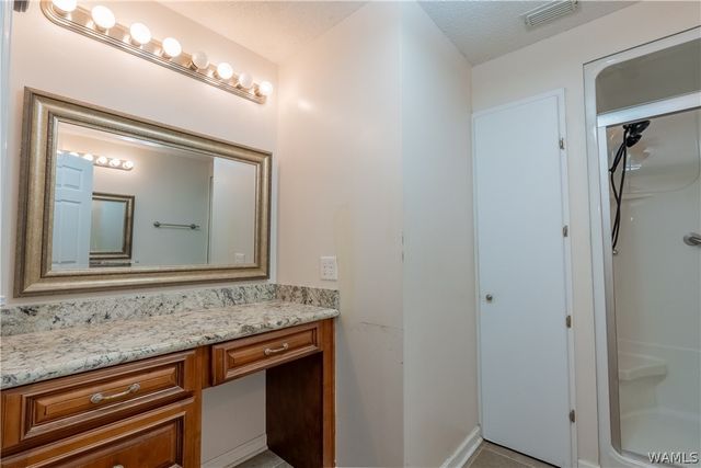 1642 Eastshore Drive, Cottondale, AL 35453
