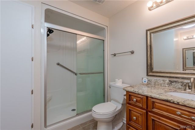 1642 Eastshore Drive, Cottondale, AL 35453
