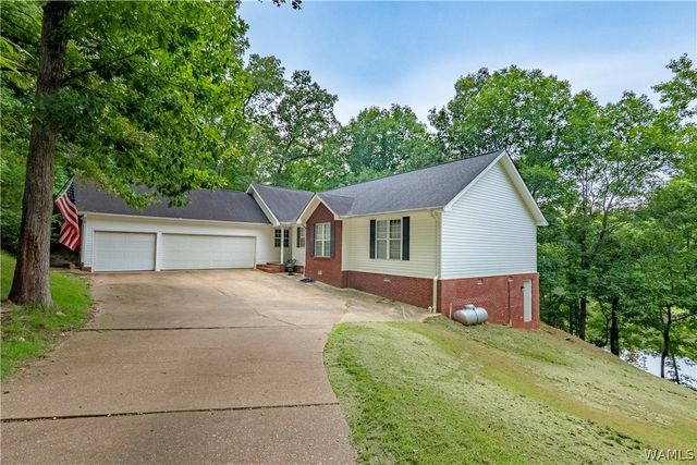 1642 Eastshore Drive, Cottondale, AL 35453