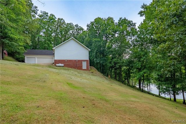 1642 Eastshore Drive, Cottondale, AL 35453