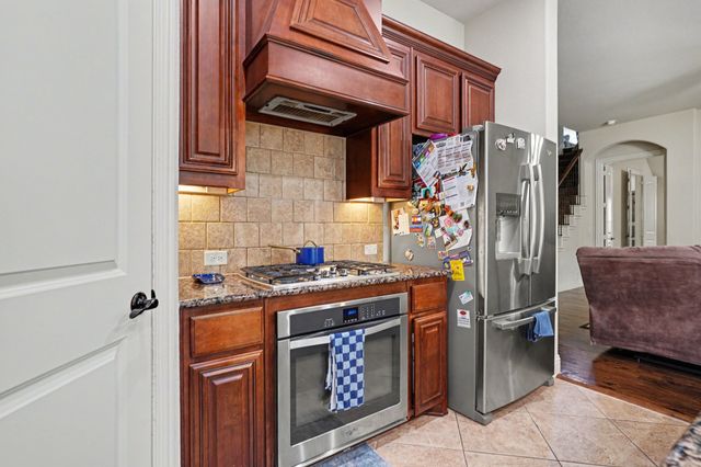 2412 Lynbridge Drive, Plano, TX 75025