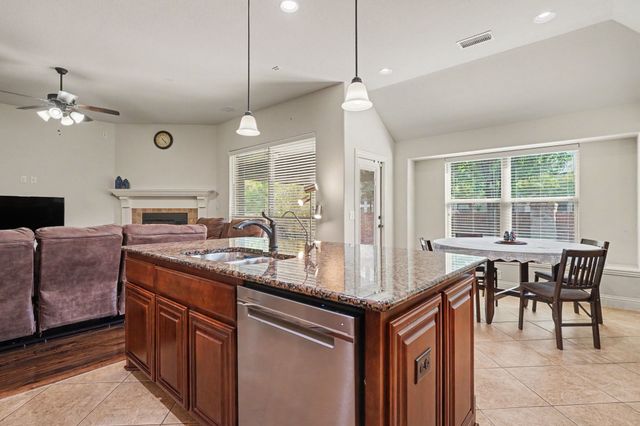 2412 Lynbridge Drive, Plano, TX 75025