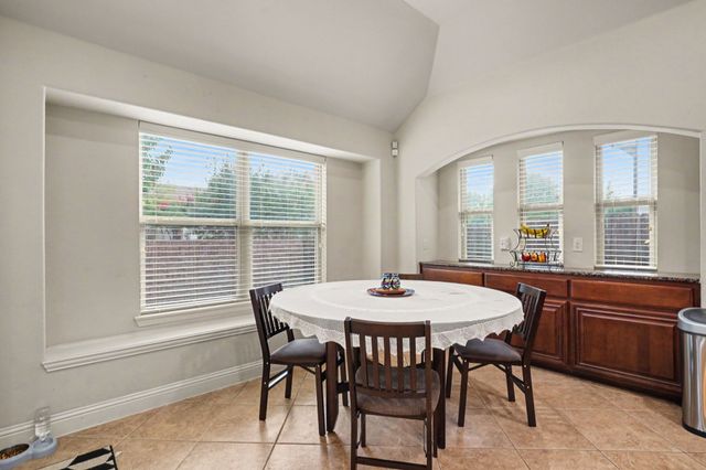 2412 Lynbridge Drive, Plano, TX 75025