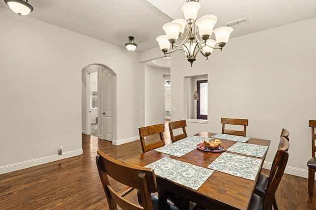 2412 Lynbridge Drive, Plano, TX 75025