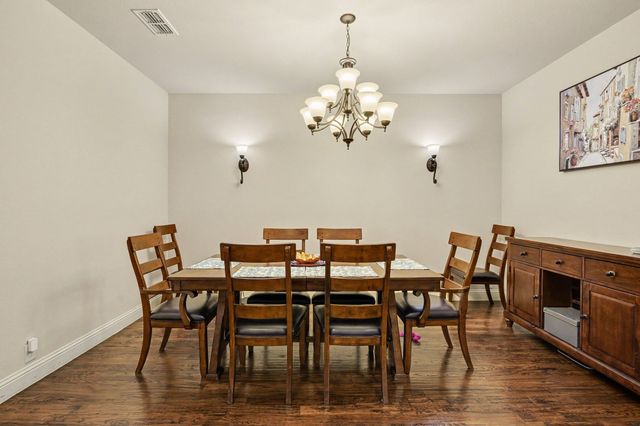2412 Lynbridge Drive, Plano, TX 75025