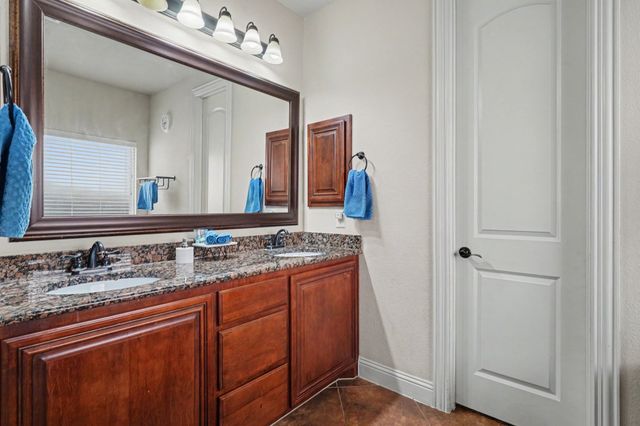 2412 Lynbridge Drive, Plano, TX 75025