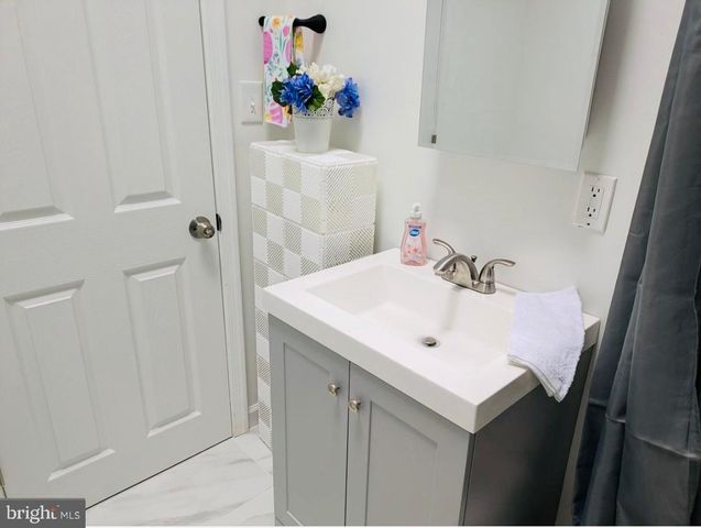 417 COPLEY RD, Upper Darby, PA 19082