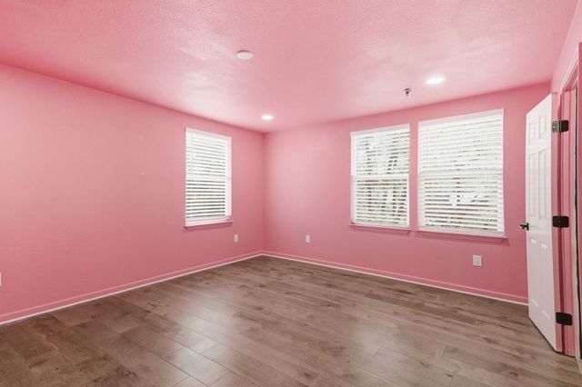 119 N Kanaio DR, Bastrop, TX 78602