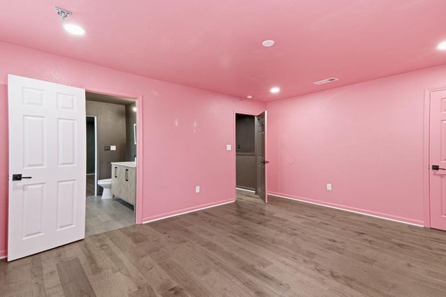 119 N Kanaio DR, Bastrop, TX 78602