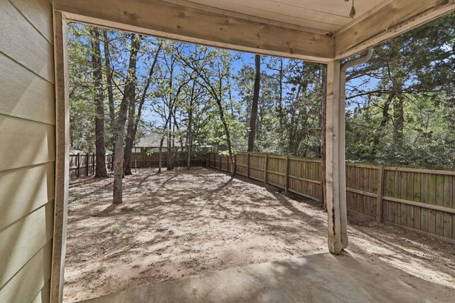 119 N Kanaio DR, Bastrop, TX 78602