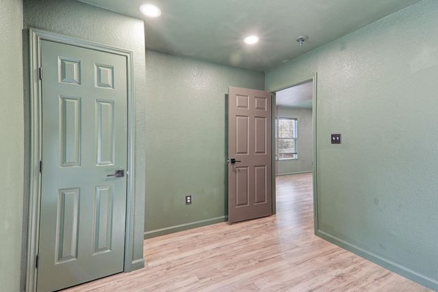 119 N Kanaio DR, Bastrop, TX 78602