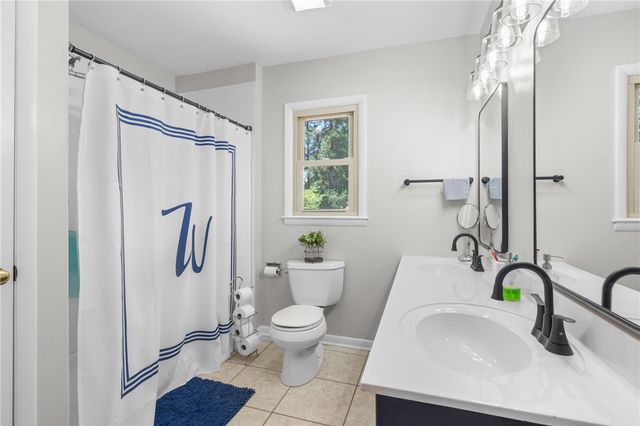 207 Arphenia Drive, West Union, SC 29696