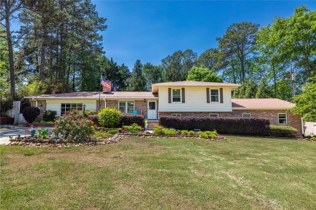 207 Arphenia Drive, West Union, SC 29696