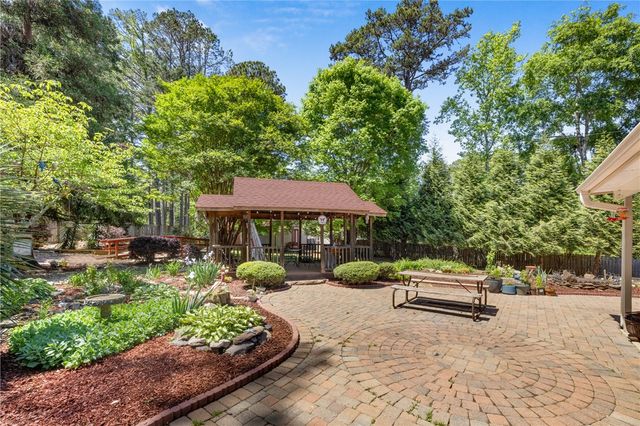 207 Arphenia Drive, West Union, SC 29696