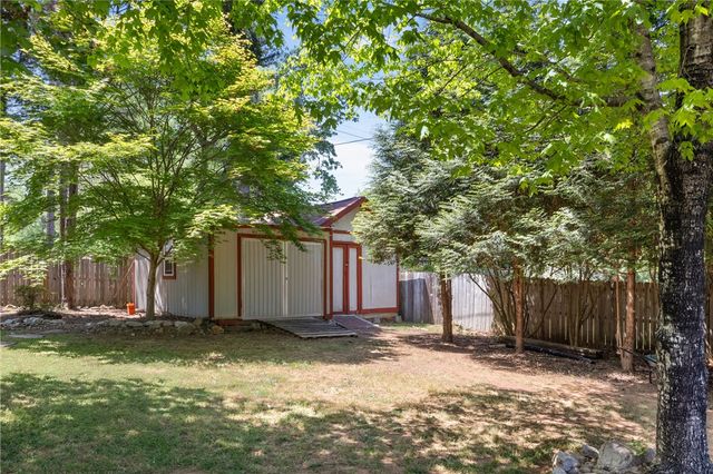 207 Arphenia Drive, West Union, SC 29696
