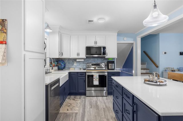 207 Arphenia Drive, West Union, SC 29696