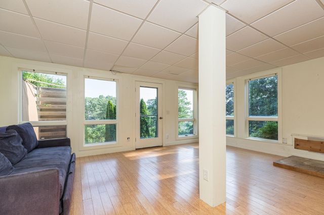 11 Bridge Street, Kittery, ME 03904