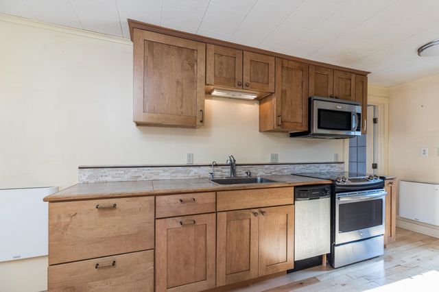 11 Bridge Street, Kittery, ME 03904
