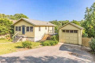 11 Bridge Street, Kittery, ME 03904