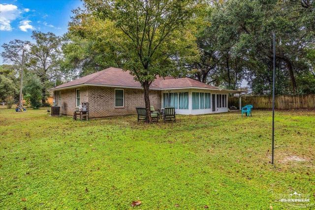 2625 Tupelo Ave, Pensacola, FL 32526