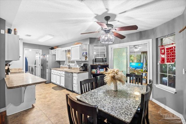 2625 Tupelo Ave, Pensacola, FL 32526