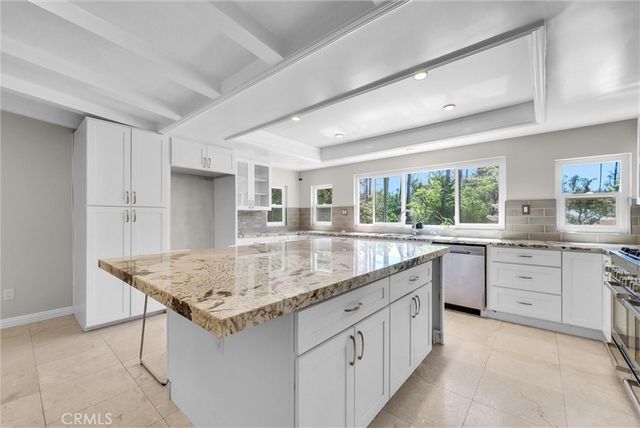 1505 Gratton Street, Riverside, CA 92504