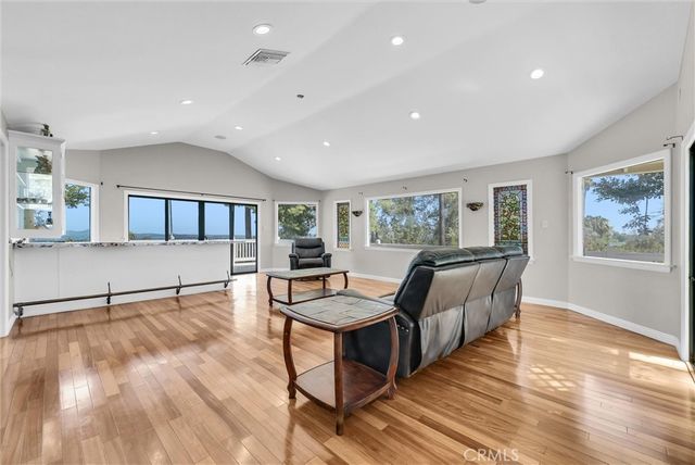 1505 Gratton Street, Riverside, CA 92504