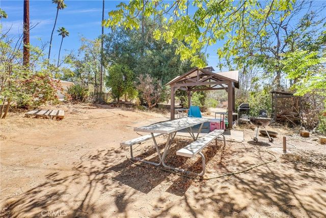 1505 Gratton Street, Riverside, CA 92504