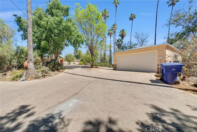 1505 Gratton Street, Riverside, CA 92504