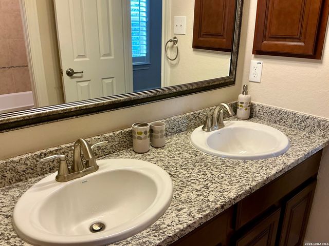 17922 Maui Sands, San Antonio, TX 78255