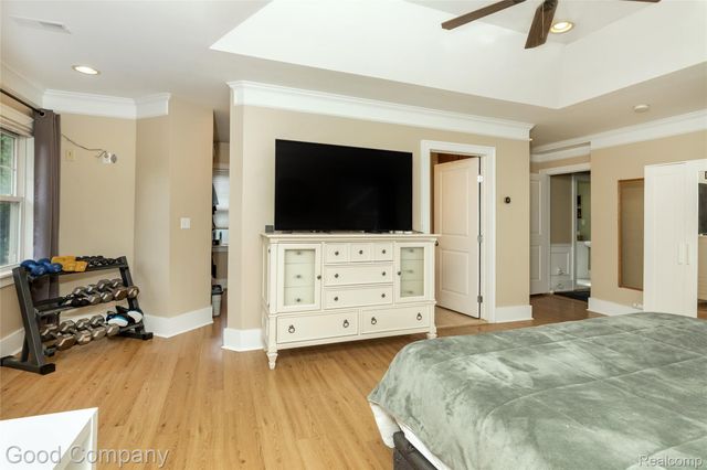 189 W Maplehurst Street, Ferndale, MI 48220