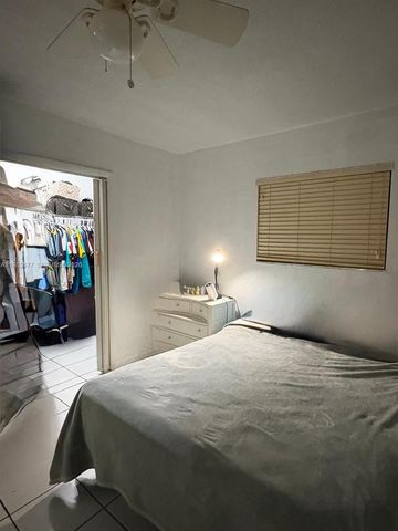 1735 NE 164th St B203, North Miami Beach, FL 33162