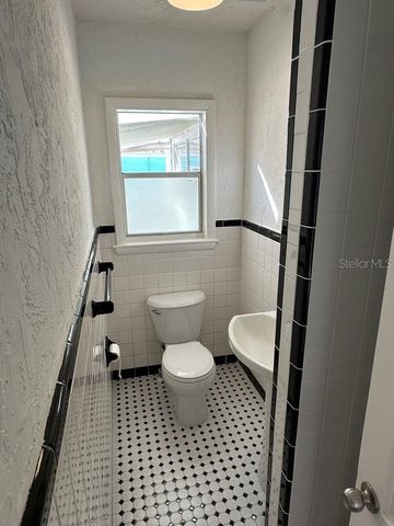 1614 N OSCEOLA AVENUE, Clearwater, FL 33755